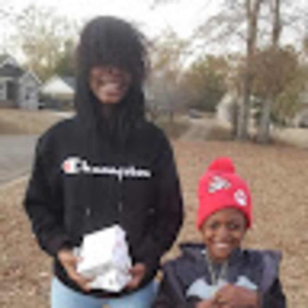 Meet your Posher, Alexus